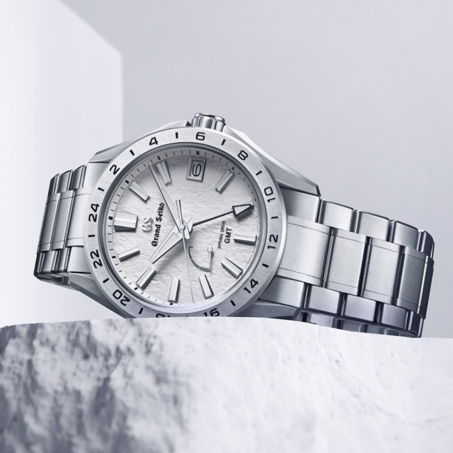 grand_seiko_evolution 9_titan_gmt_SBGE285