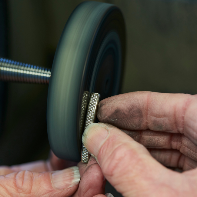 Joerg_Heinz_6632  volker renner.Handarbeit.Schmuck.JuwelierRothUlm