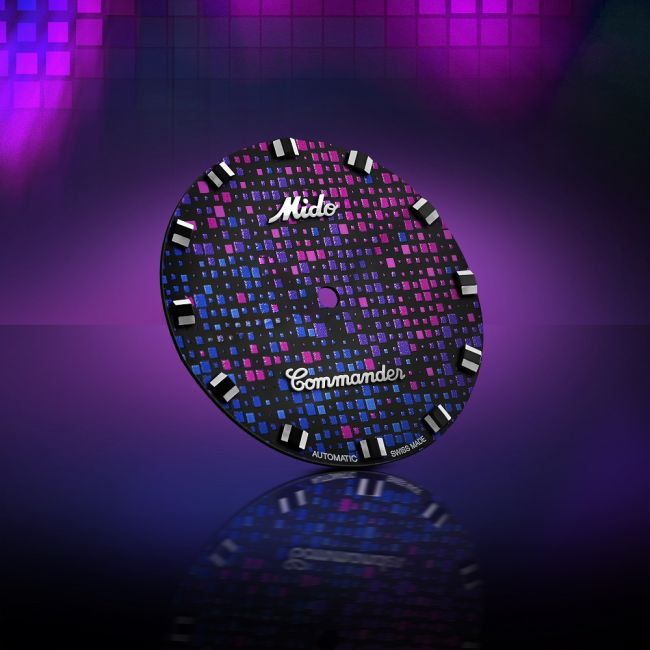 Mido_M8429.4.N7.11_Commander Pixels_PR8