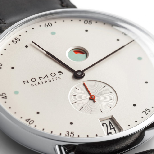 Nomos.1101_Metro_Juwelier.Roth.Ulm