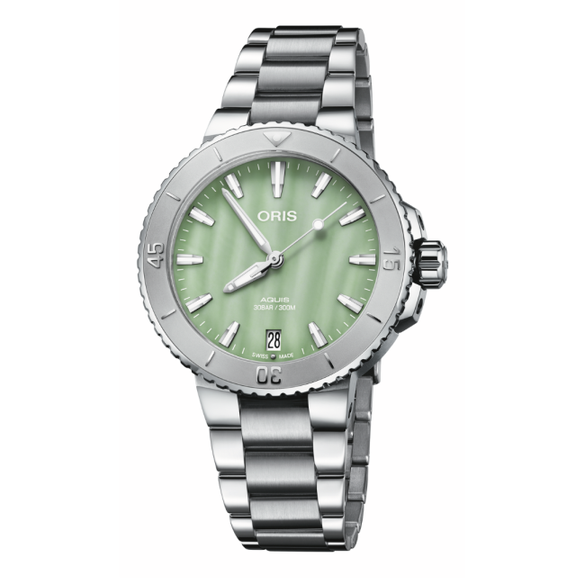 Oris Aquis Date 01 733 7770 4157-07 8 18 05P grün