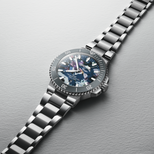 Oris Aquis Date Upcycle - 43.50 mm 01 733 7789 4150-07 8 23 04PEB