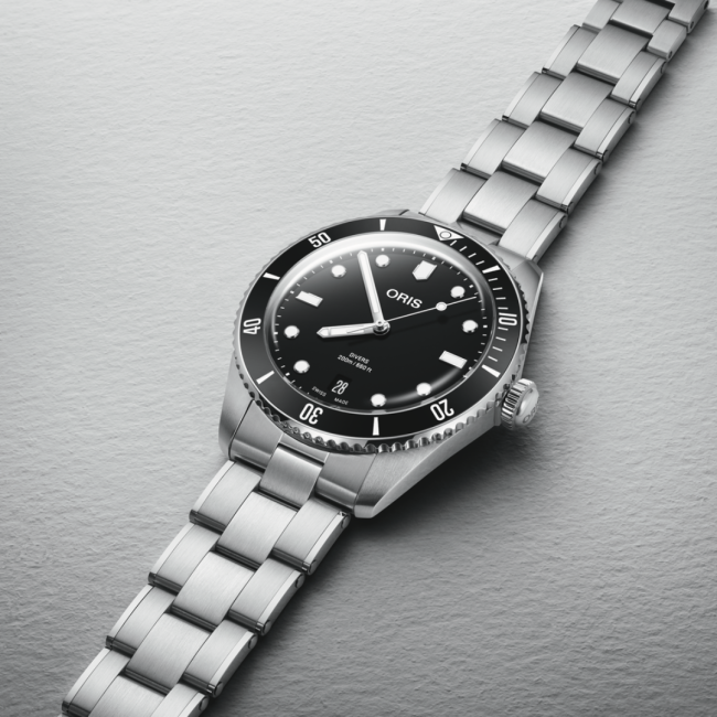 Oris Divers Date 01 733 7795 4054